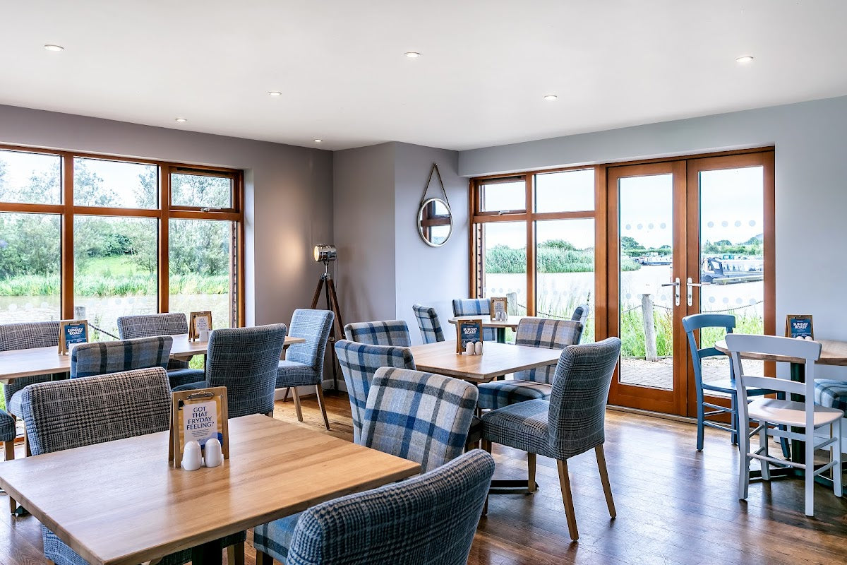The Boathouse Cafe Bar