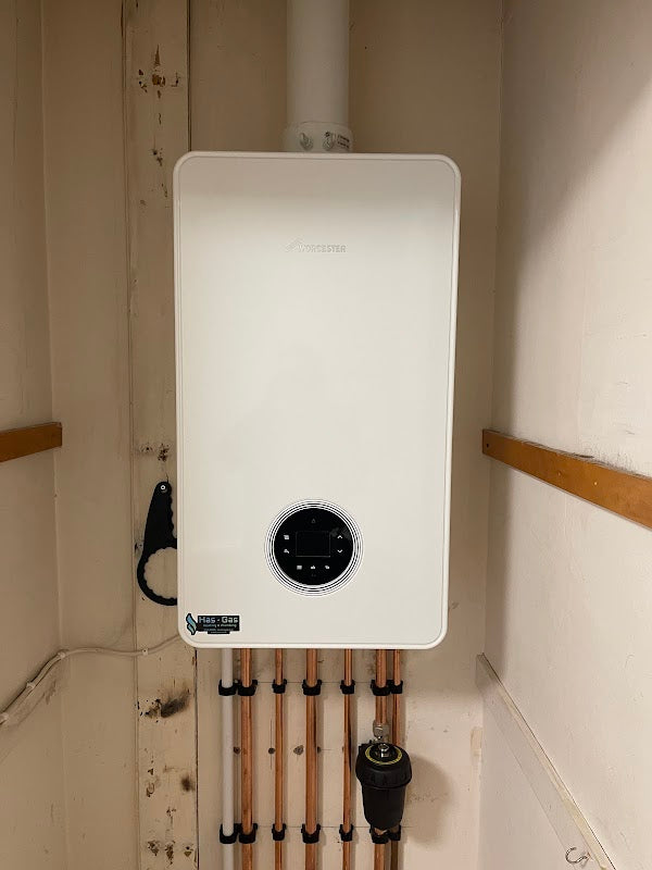 Has Gas Heating & Plumbing