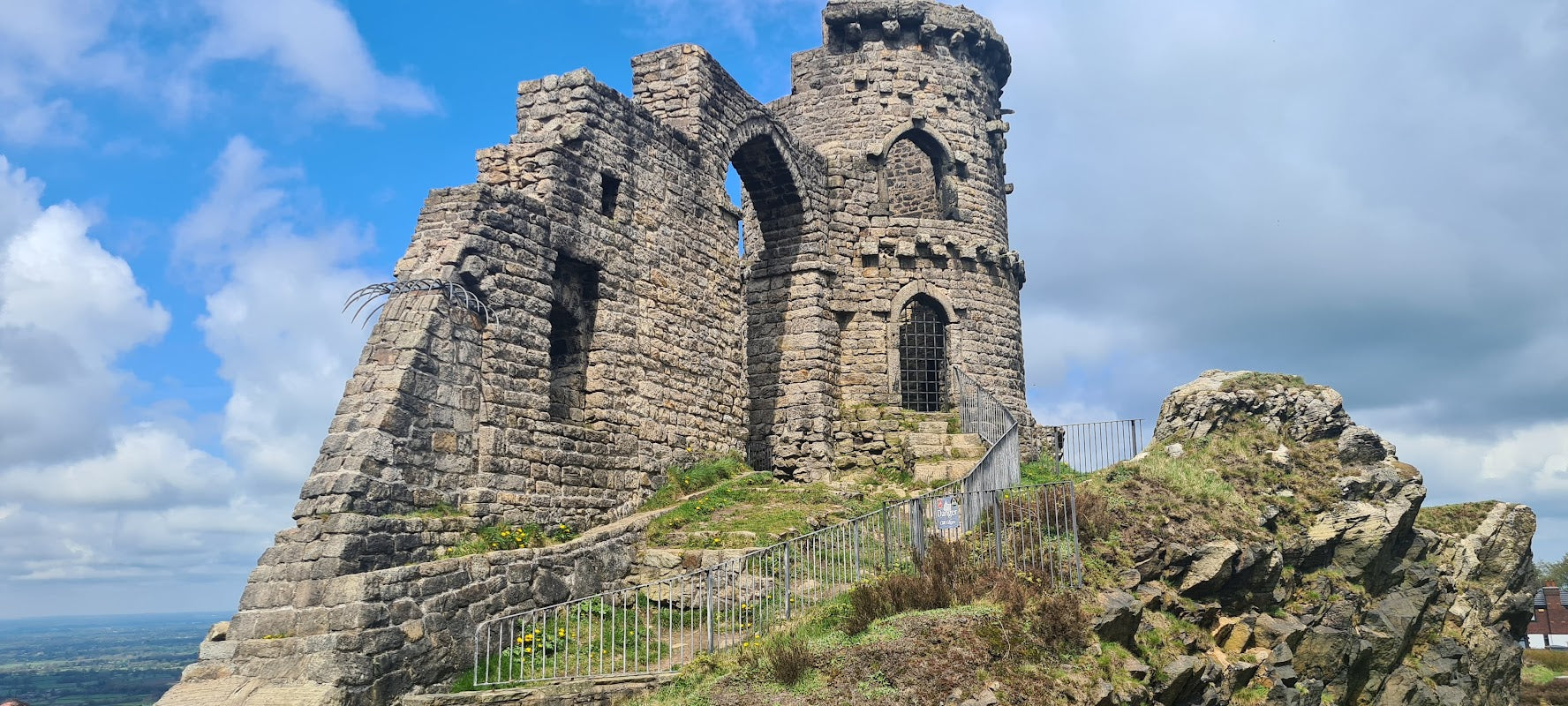 Castle Camping