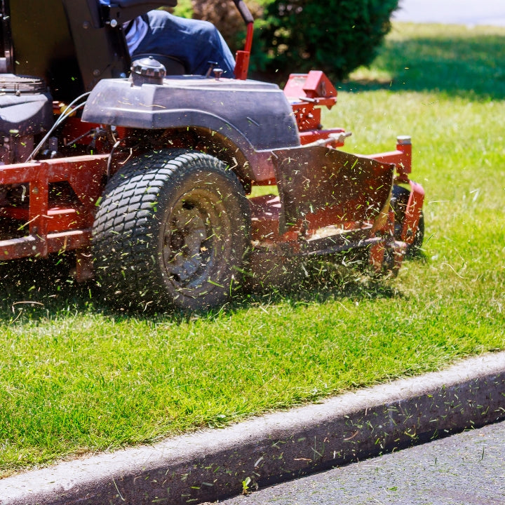 EMERALD LAWN CARE CHESHIRE