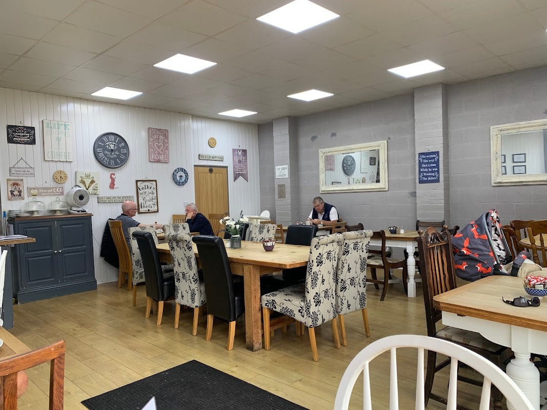 Foxes Tea Rooms & Cafe