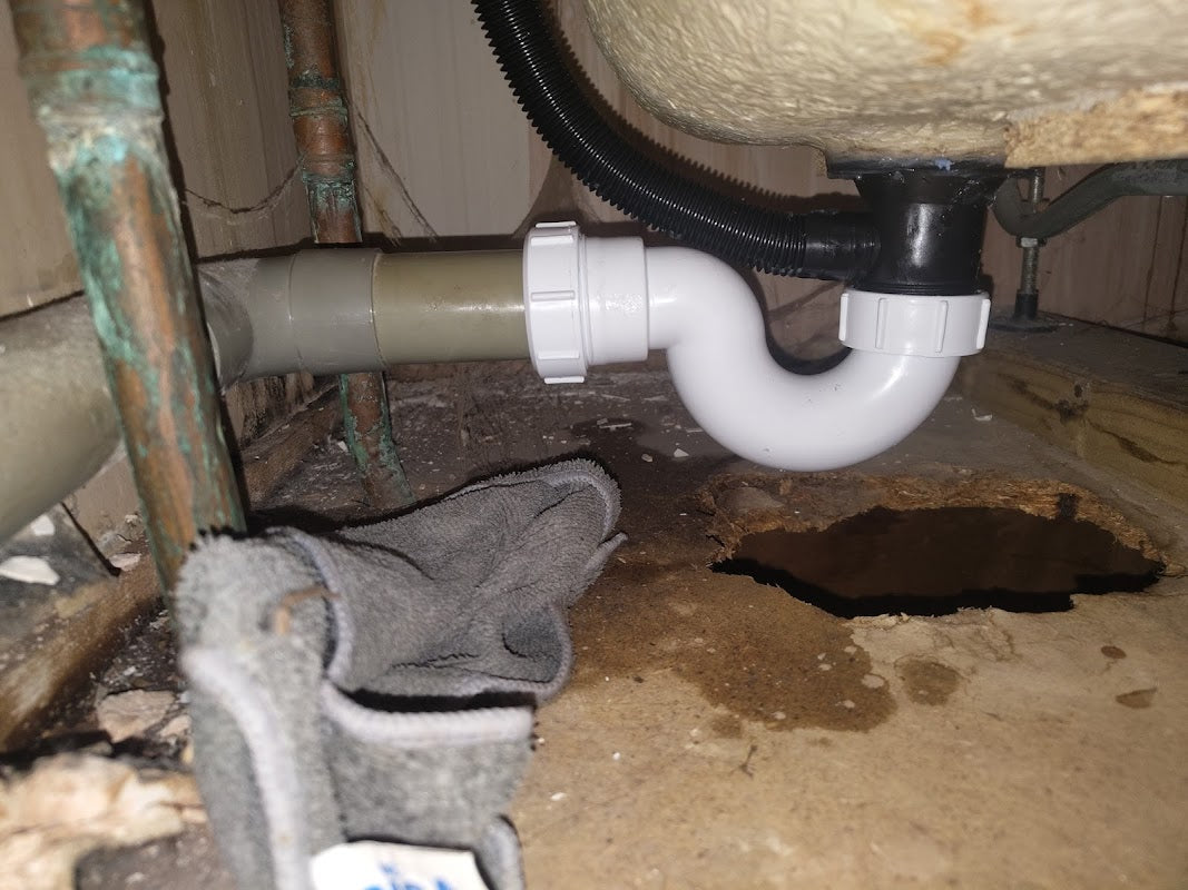 Rusty Pipes Ltd - Emergency Plumber