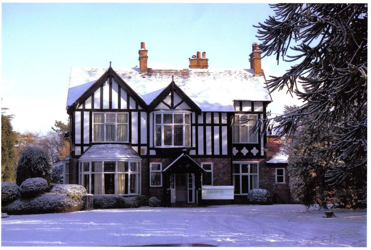 Oaklands Hotel