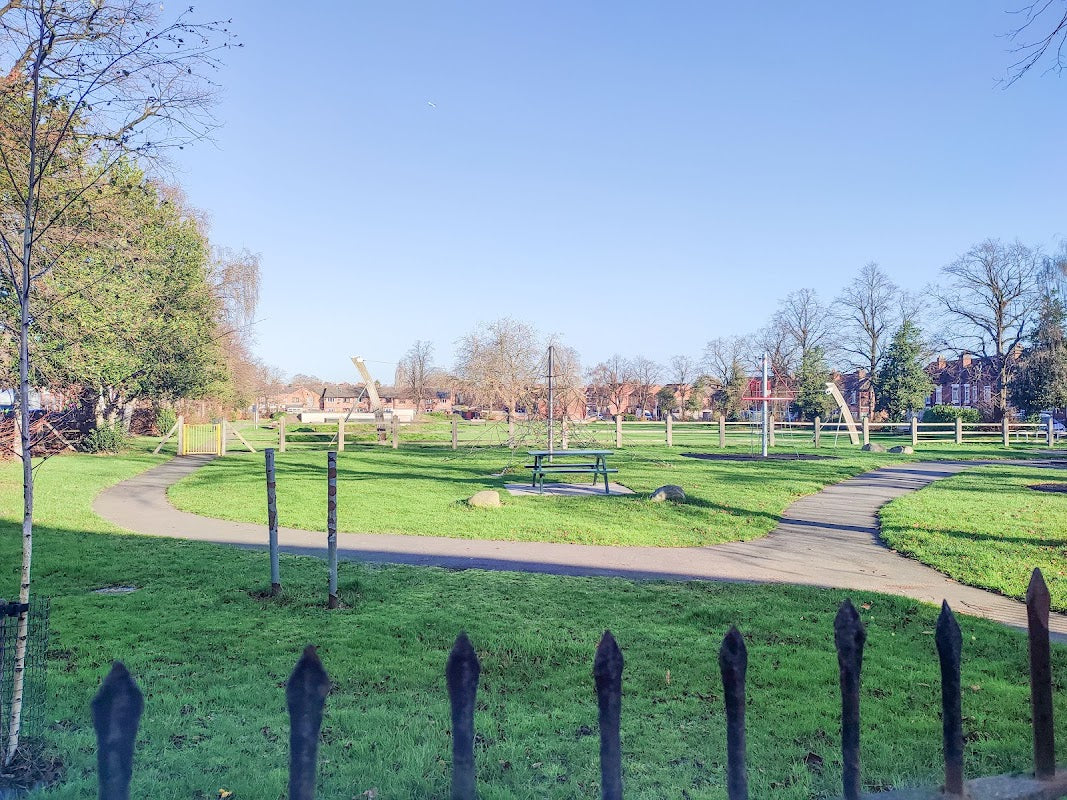 Queens Street Recreation Ground play area