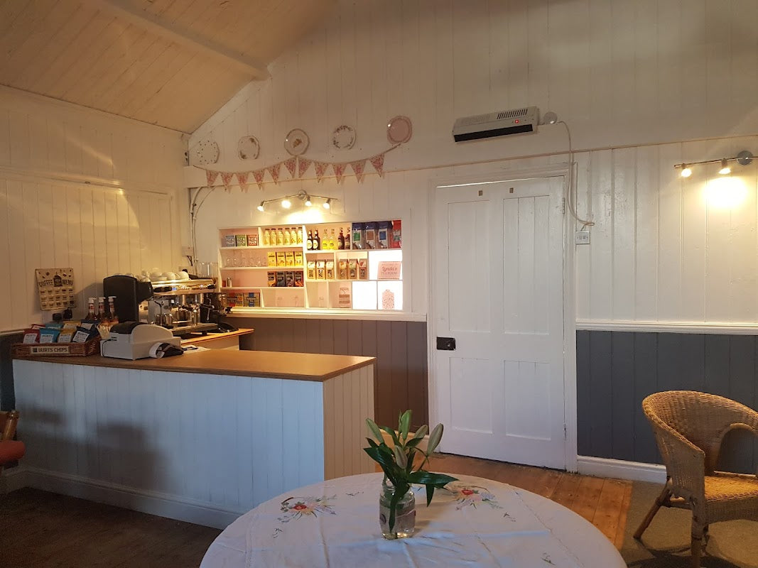 Lynda's Cakes and Tearoom