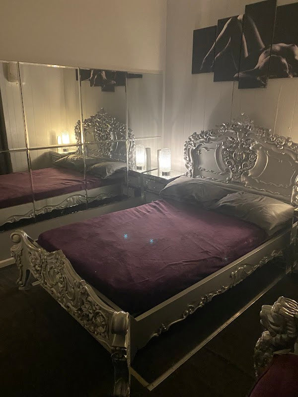 Brooklyn’s massage parlour