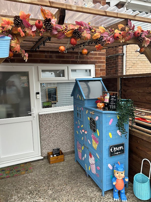 Mimitu Bakes and The Secret Cake Shed