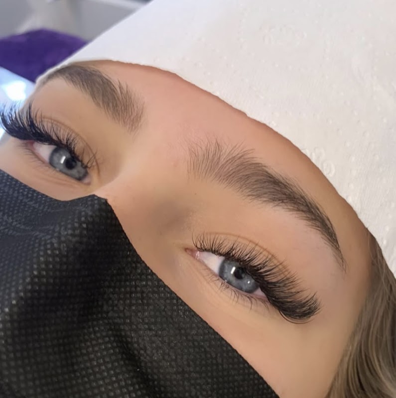 Chester Lashes