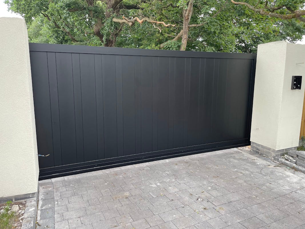 Astbury Gates and Fabrication