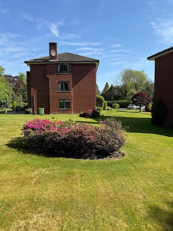 LK Gardens & Grounds maintenance