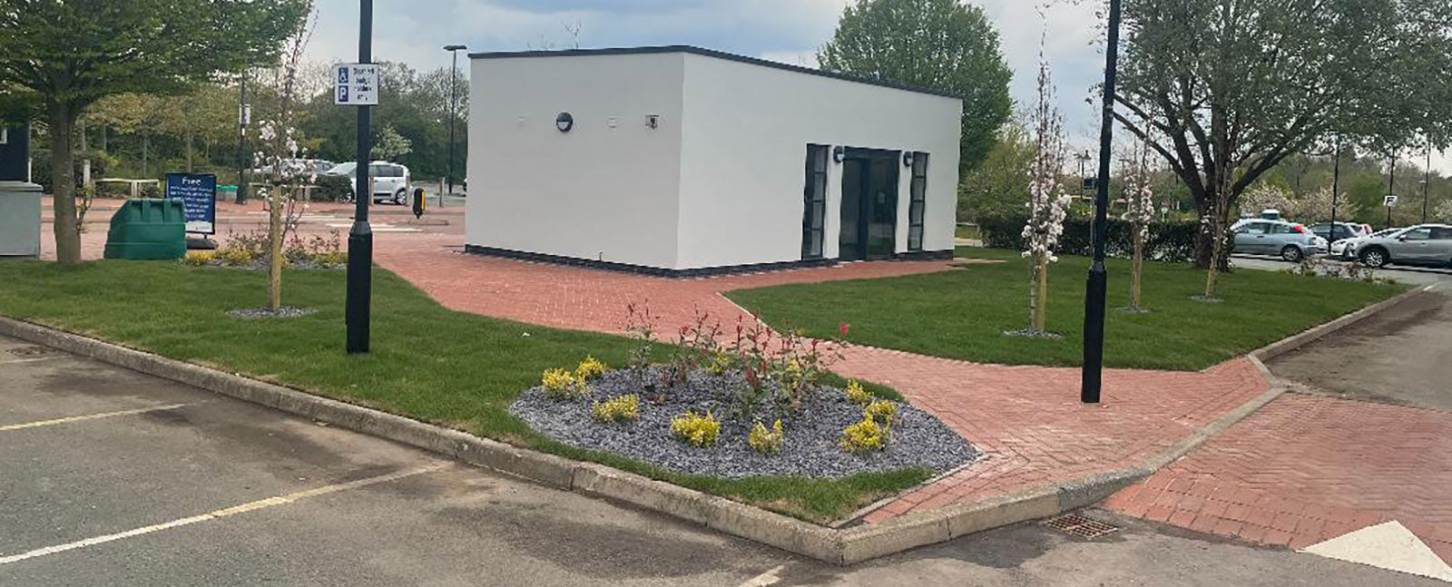 M Landscape uk contractors