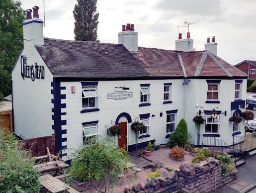 The Queens Head Pub