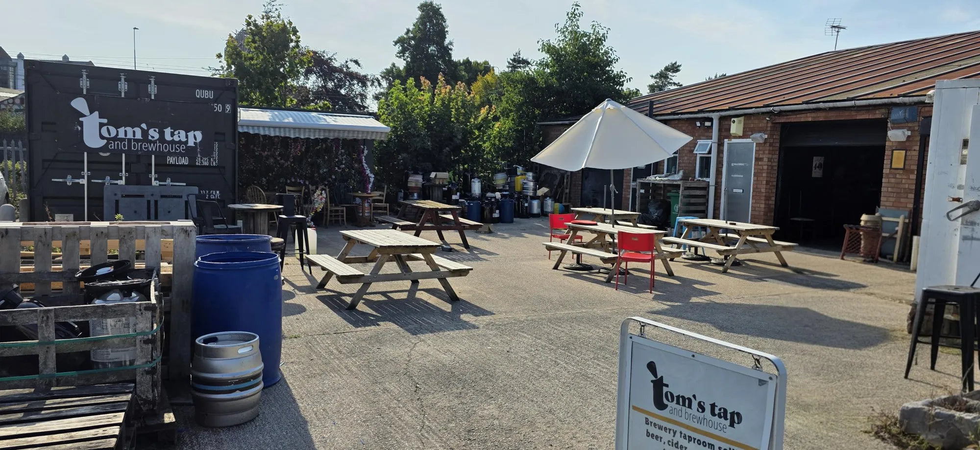 Tom's Tap and Brewhouse